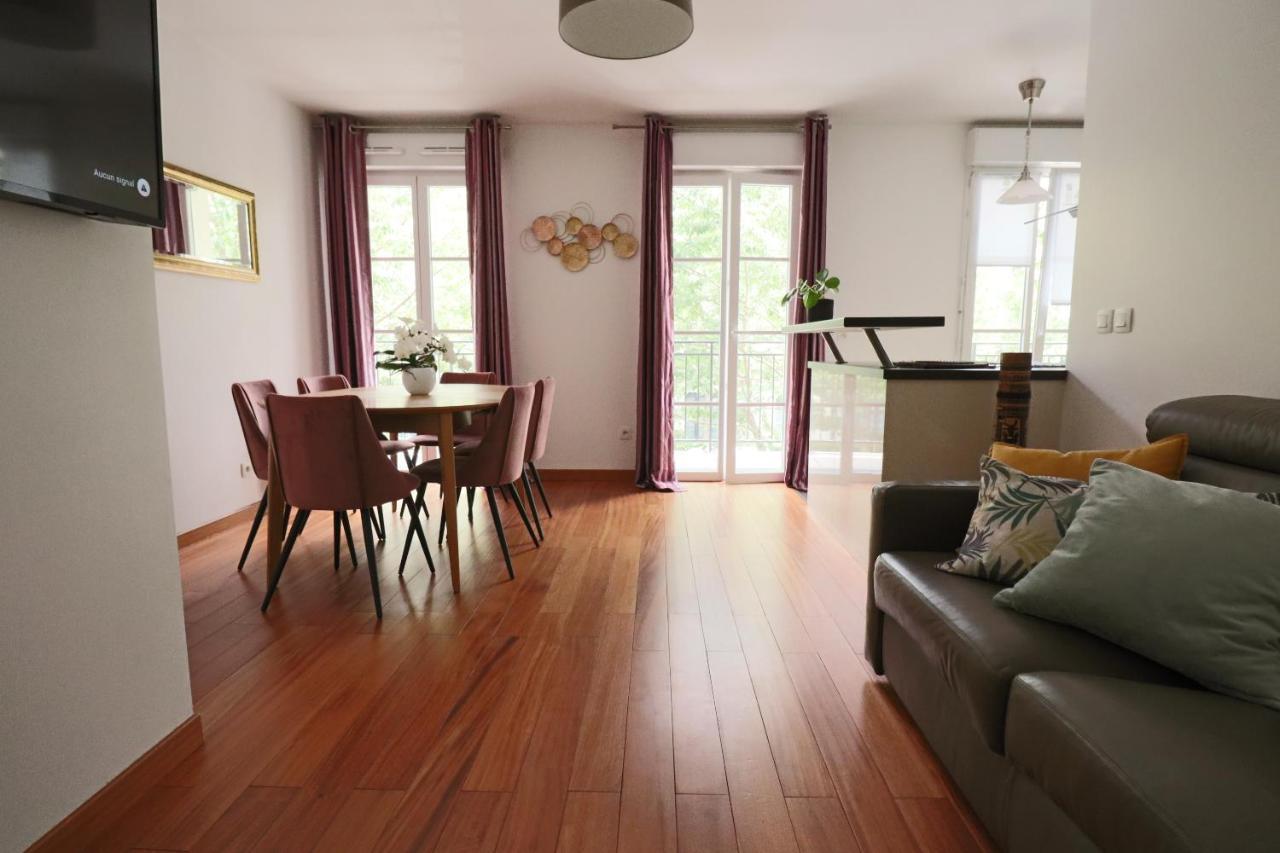 Family Stay - Steps From Disneyland Serris Bagian luar foto