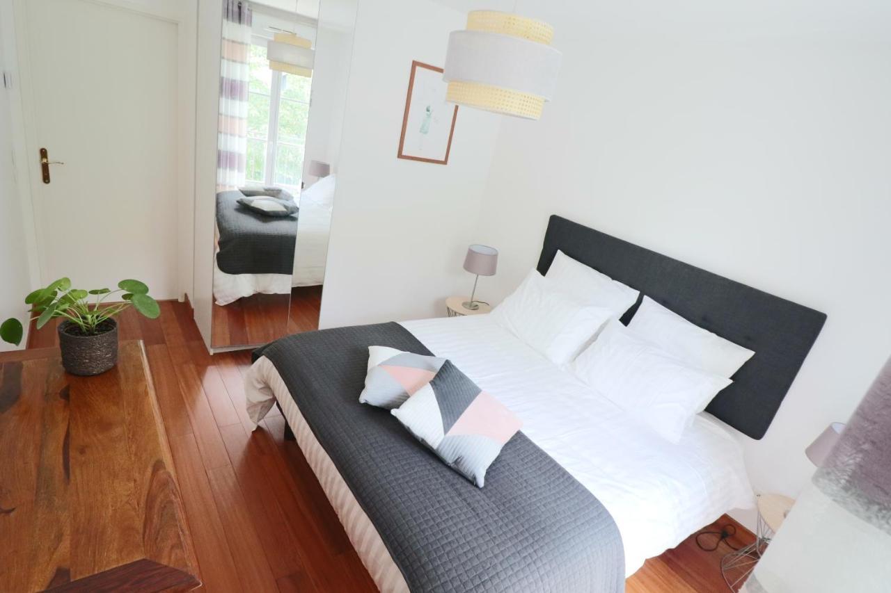 Family Stay - Steps From Disneyland Serris Bagian luar foto